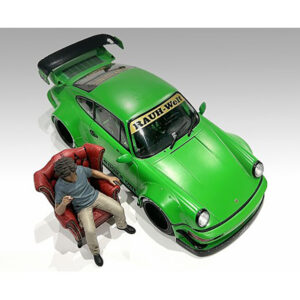 "RWB Legend Akira Nakai" Nakai-San Figure 1 with Chair for 1/18 Scale Models by American Diorama