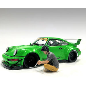 "RWB Legend Akira Nakai" Nakai-San Figure 4 for 1/18 Scale Models by American Diorama