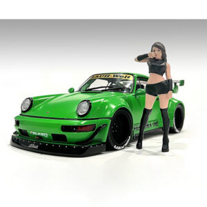"Auto Salon Girls" Figure 1 for 1/18 Scale Models by American Diorama