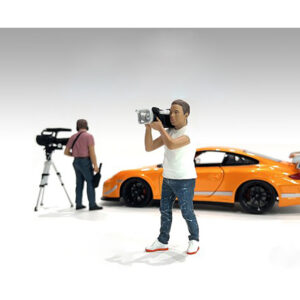 "On-Air" Figure 3 for 1/24 Scale Models by American Diorama