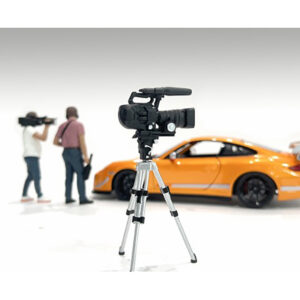 "On-Air" Figure 5 with Standing Camera for 1/18 Scale Models by American Diorama