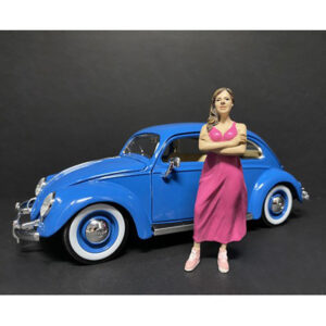 "Partygoers" Figurine II for 1/24 Scale Models by American Diorama