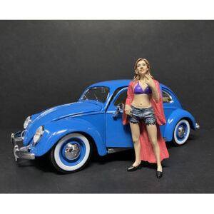 "Partygoers" Figurine VIII for 1/24 Scale Models by American Diorama