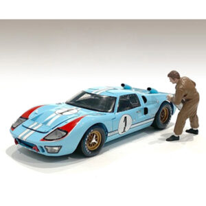 "Race Day 1" Figurine VI for 1/24 Scale Models by American Diorama