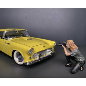 "Weekend Car Show" Figurine III for 1/18 Scale Models by American Diorama