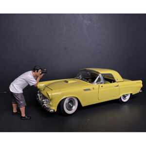 "Weekend Car Show" Figurine IV for 1/18 Scale Models by American Diorama