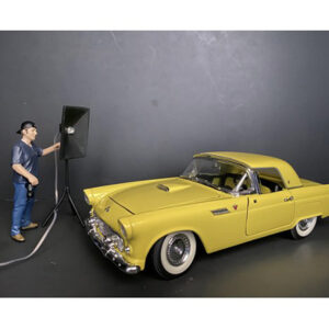 "Weekend Car Show" Figurine V for 1/24 Scale Models by American Diorama