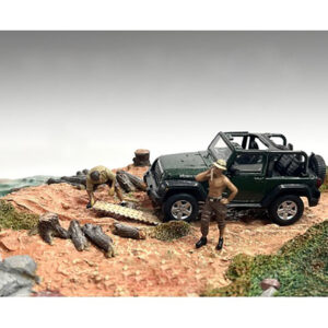 "4X4 Mechanics" 2 Piece Diecast Figure Set 1 for 1/43 Scale Models by American Diorama