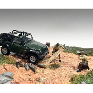 "4X4 Mechanics" 2 Piece Diecast Figure Set 4 for 1/43 Scale Models by American Diorama