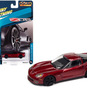 2012 Chevrolet Corvette Z06 Crystal Red Metallic "Classic Gold Collection" Series Limited Edition to 12240 pieces Worldwide 1/64 Diecast Model Car by Johnny Lightning