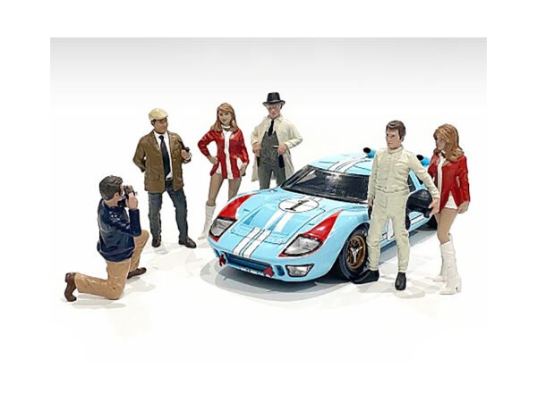 "Race Day 2" 6 piece Figurine Set for 1/24 Scale Models by American Diorama