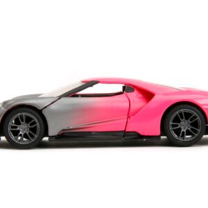 2017 Ford GT Gray Metallic and Pink Gradient "Pink Slips" Series 1/32 Diecast Model Car by Jada