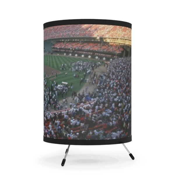 San Francisco Giants Earthquake at Candlestick Park Tripod Lamp with High-Res Printed Shade, USCA plug - Image 4