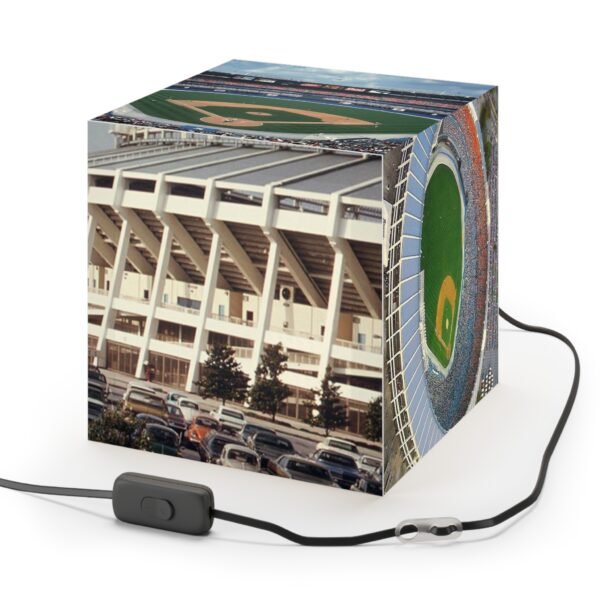 Atlanta Braves Atlanta-Fulton County Stadium Light Cube Lamp - Image 4