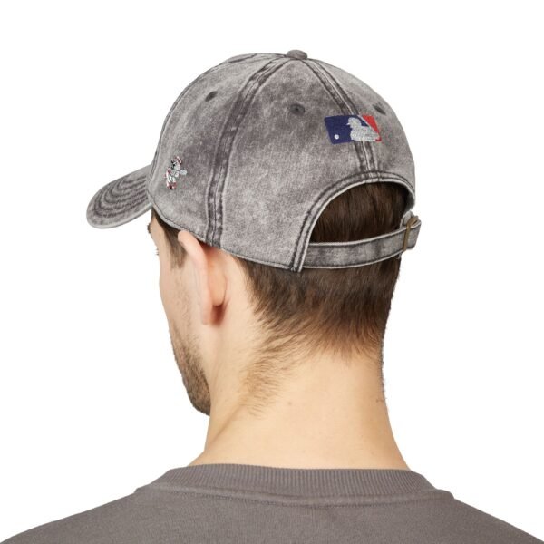 Cincinnati Reds Embroidered Logo on Vintage Cap - Image 6
