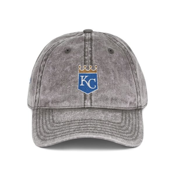 Kansas City Royals Embroidered Logo on Vintage Cap