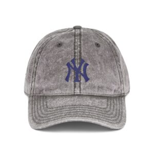 New York Yankees Embroidered Logo on Vintage Cap