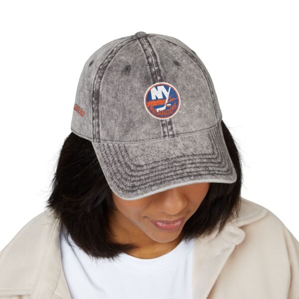 New York Islanders Embroidered Logo on Vintage Cap - Image 4