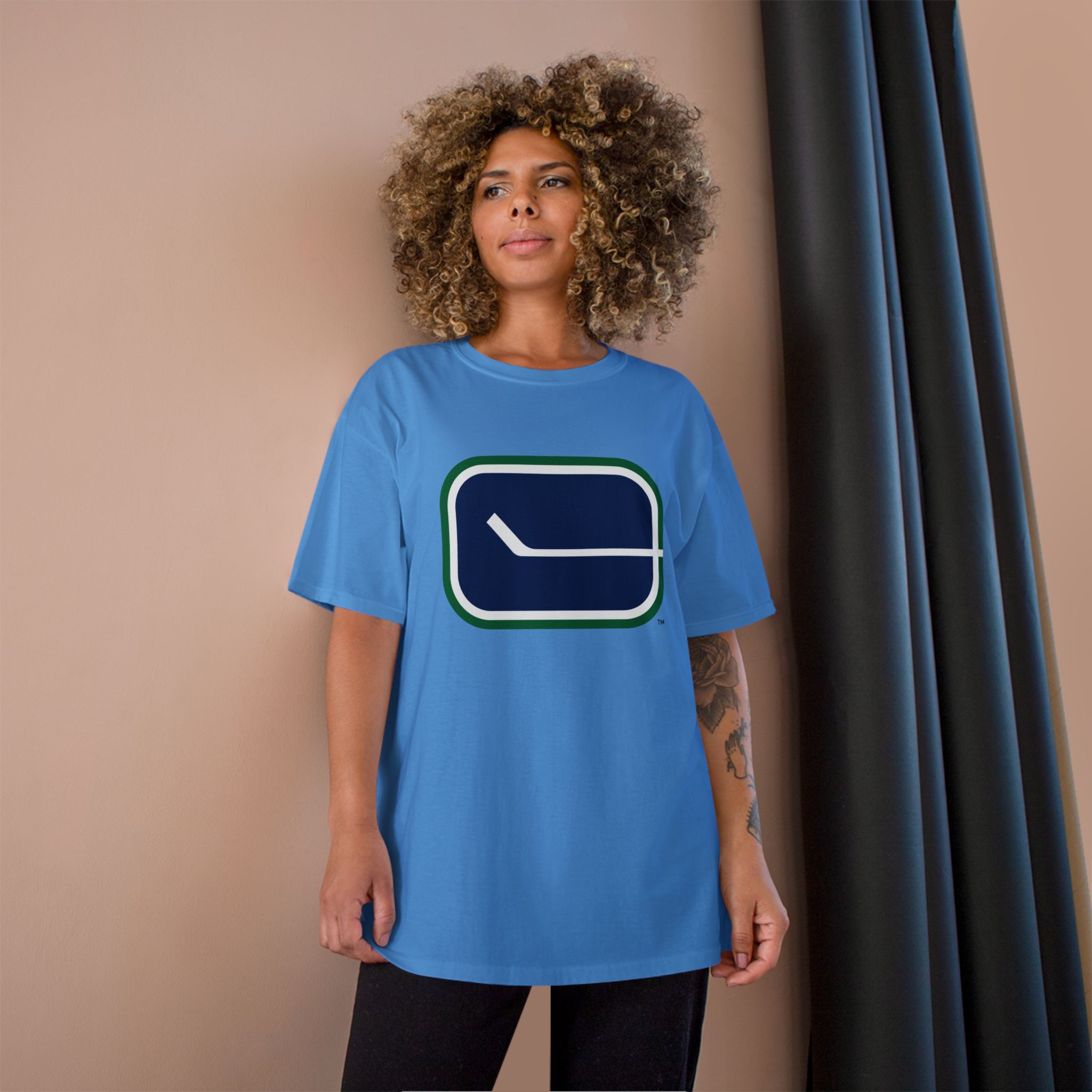 Vancouver Canucks Champion T-Shirt - Image 16