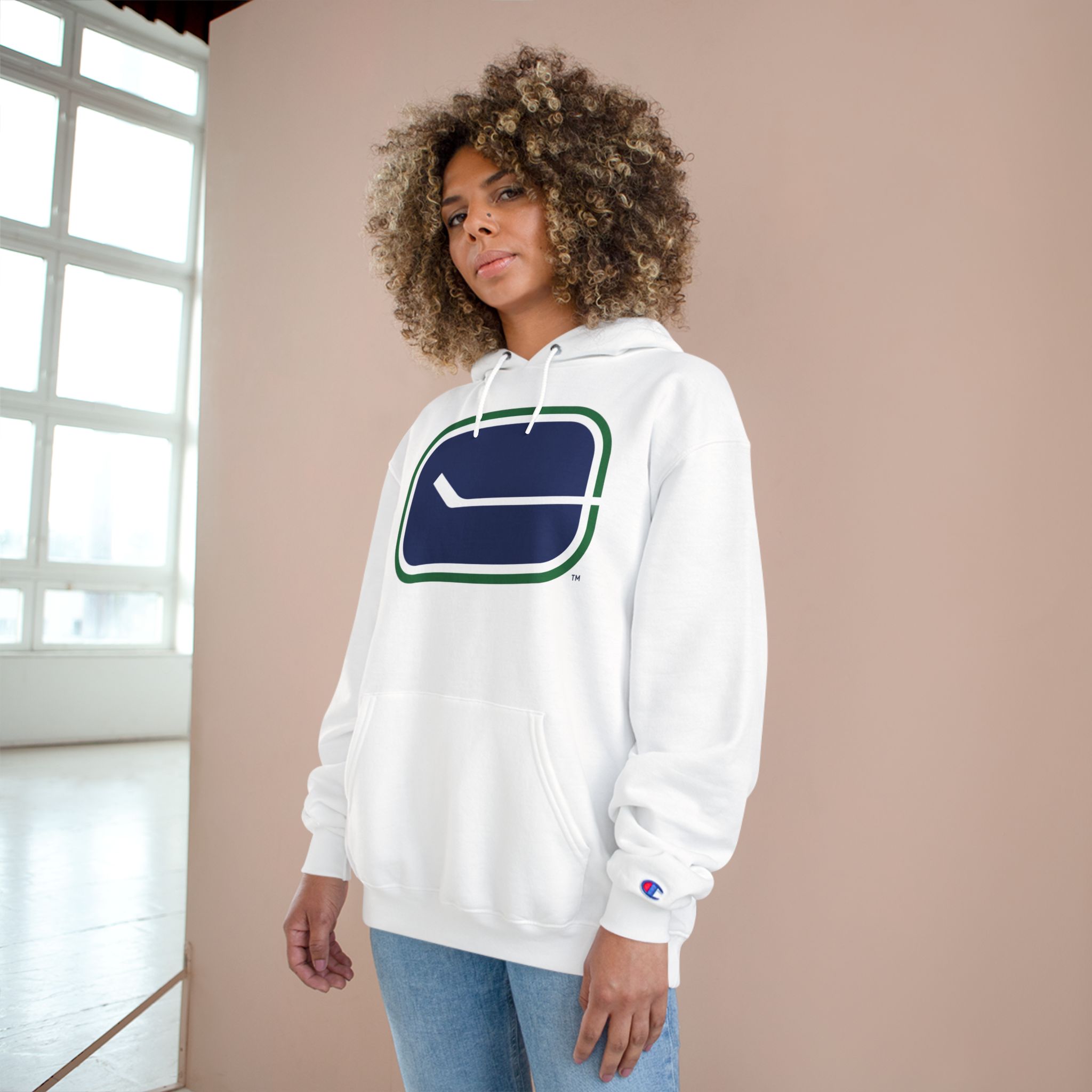 Vancouver Canucks Champion Hoodie - Image 4